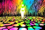 如何跳出剧情同质化陷阱，打造独特故事的核心法则