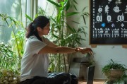 如何科学养护眼睛，改善视力问题